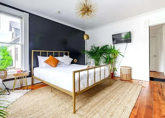 Jungle Fever By Jungle House Walk To High Street Near Convention Center Osu & Nationwide Arena Downtown & Short North 5 800 Reviews Private Parking * Columbus