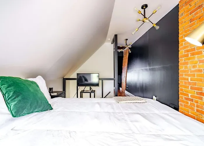 Jungle Fever By Jungle House Walk To High Street Near Convention Center Osu & Nationwide Arena Downtown & Short North 5 800 Reviews Private Parking Сasa de vacaciones