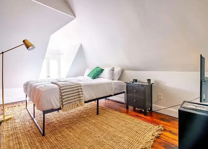 Сasa de vacaciones Jungle Fever By Jungle House Walk To High Street Near Convention Center Osu & Nationwide Arena Downtown & Short North 5 800 Reviews Private Parking *