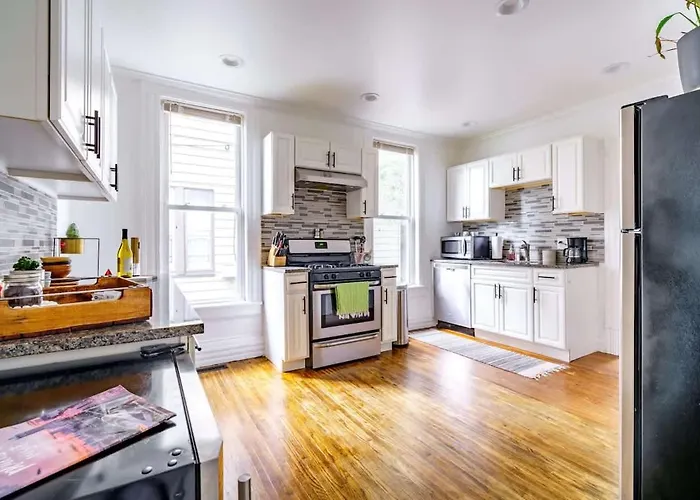 Jungle Fever By Jungle House Walk To High Street Near Convention Center Osu & Nationwide Arena Downtown & Short North 5 800 Reviews Private Parking Сasa de vacaciones *